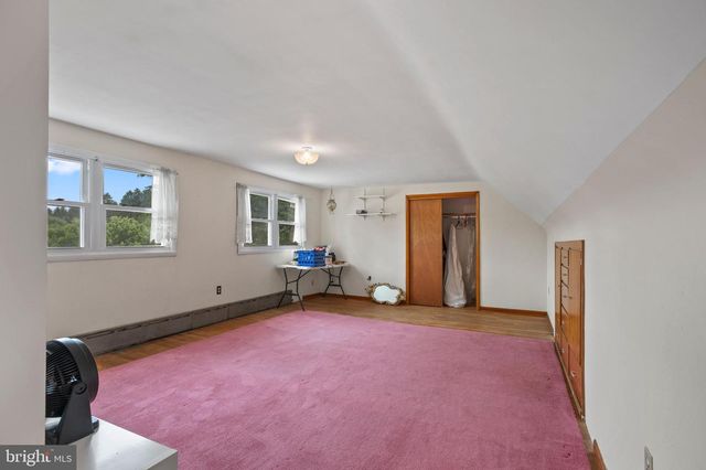 564 BLANDON RD, Fleetwood, PA 19522