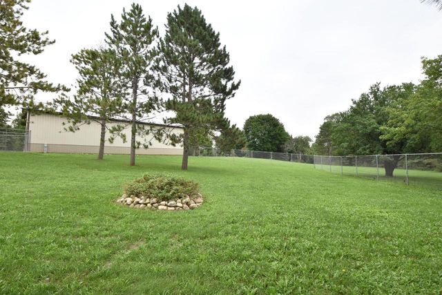 W326S3530 Mesa TRAIL, Dousman, WI 53118