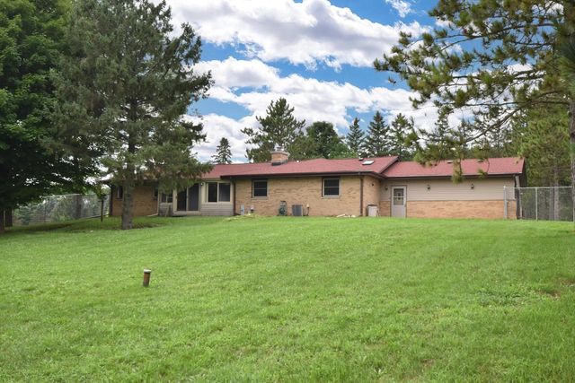 W326S3530 Mesa TRAIL, Dousman, WI 53118
