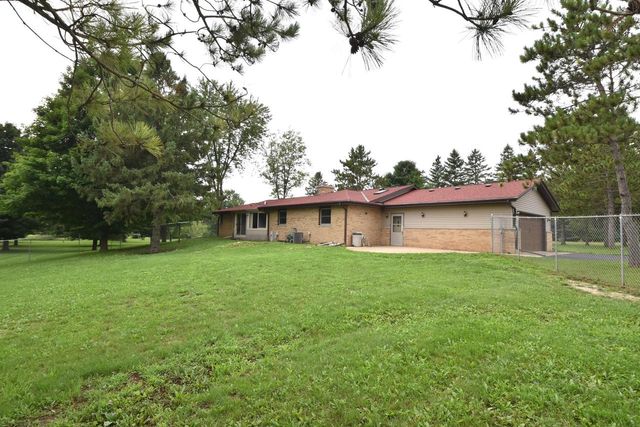 W326S3530 Mesa TRAIL, Dousman, WI 53118