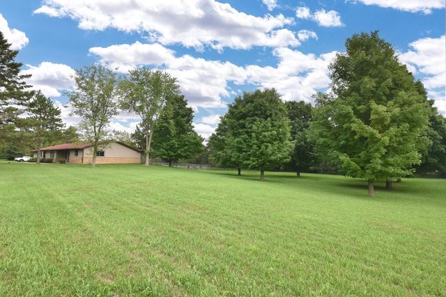 W326S3530 Mesa TRAIL, Dousman, WI 53118