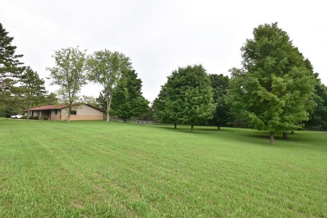 W326S3530 Mesa TRAIL, Dousman, WI 53118