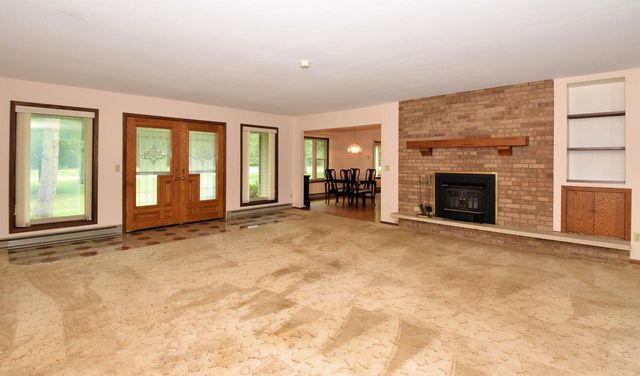 W326S3530 Mesa TRAIL, Dousman, WI 53118