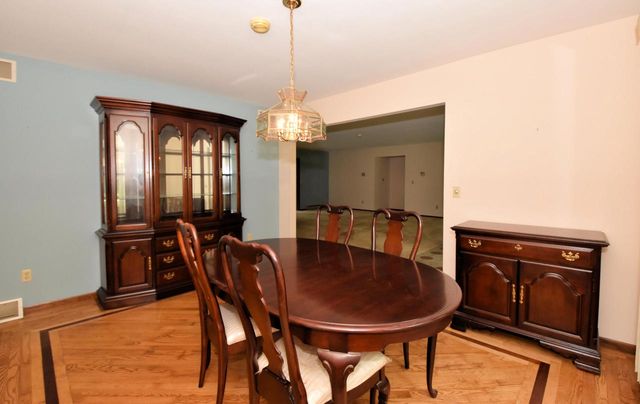 W326S3530 Mesa TRAIL, Dousman, WI 53118