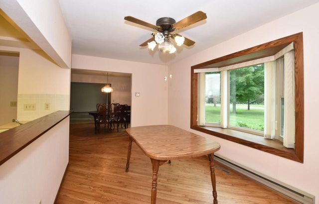 W326S3530 Mesa TRAIL, Dousman, WI 53118