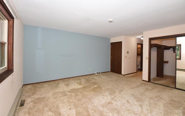 W326S3530 Mesa TRAIL, Dousman, WI 53118