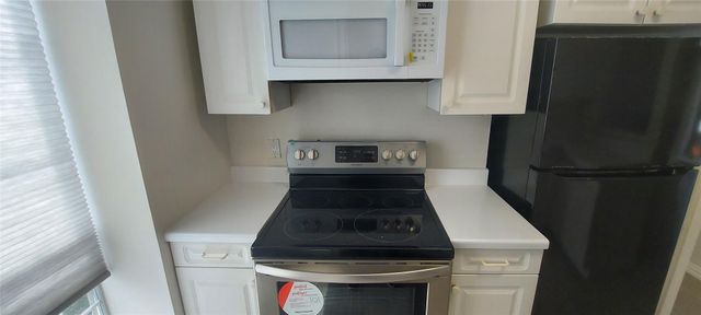 9017 Rue Cambon Street 98, Houston, TX 77074