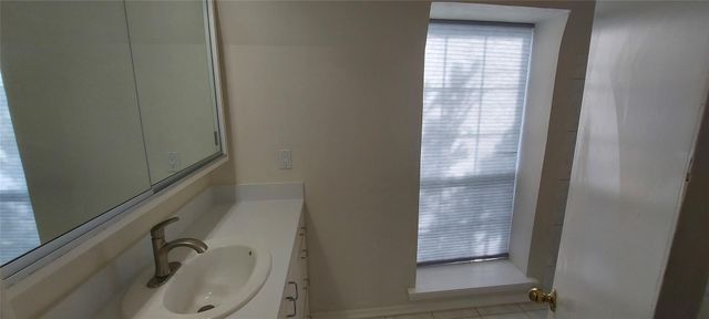 9017 Rue Cambon Street 98, Houston, TX 77074