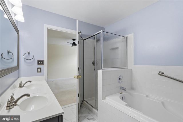 14279 GLADE SPRING DR, Centreville, VA 20121