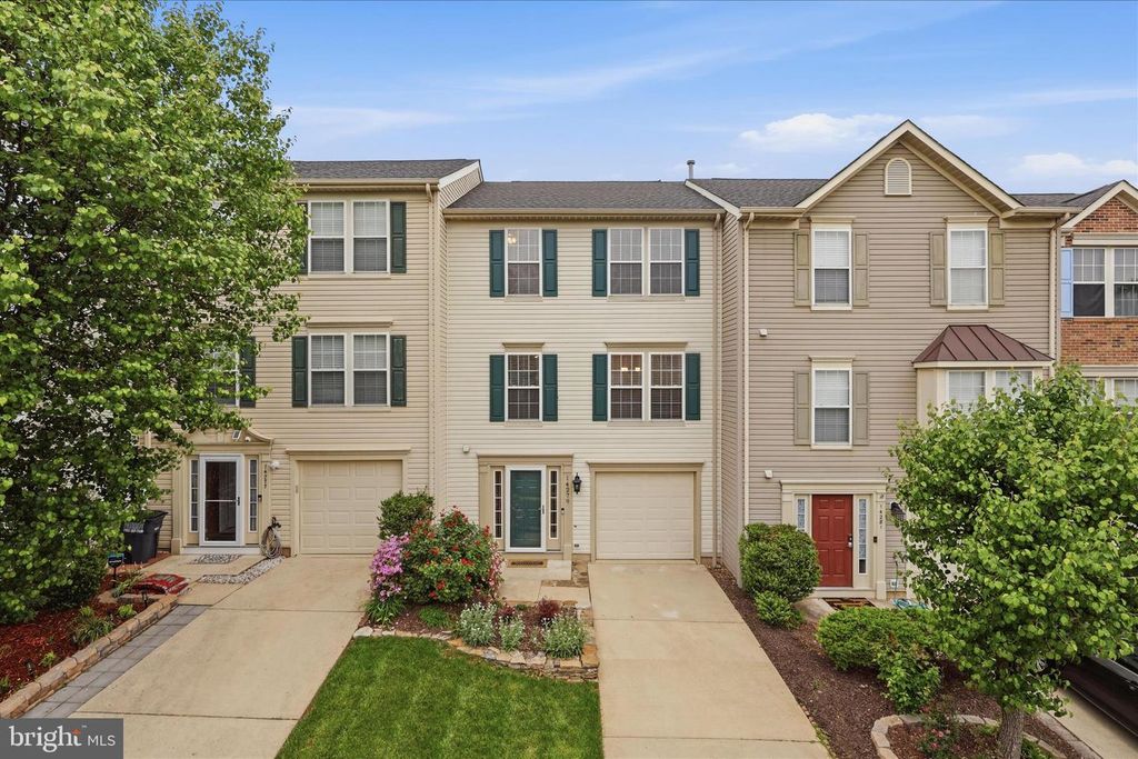 14279 GLADE SPRING DR, Centreville, VA 20121