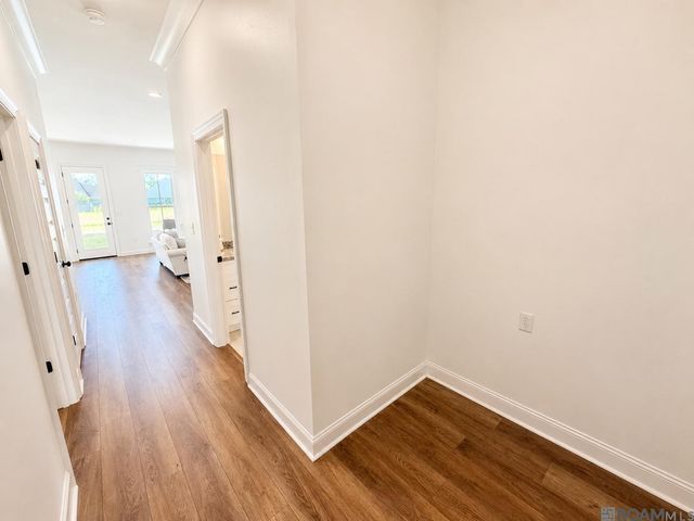 10480 High Point Dr, Denham Springs, LA 70706