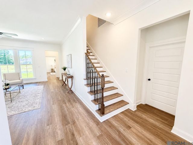 10480 High Point Dr, Denham Springs, LA 70706