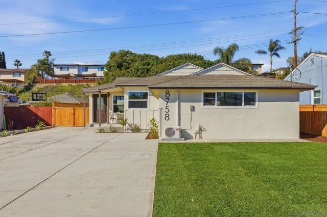 8758 Dallas St, La Mesa, CA 91942