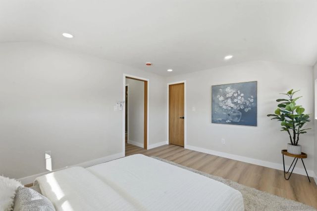 8758 Dallas St, La Mesa, CA 91942