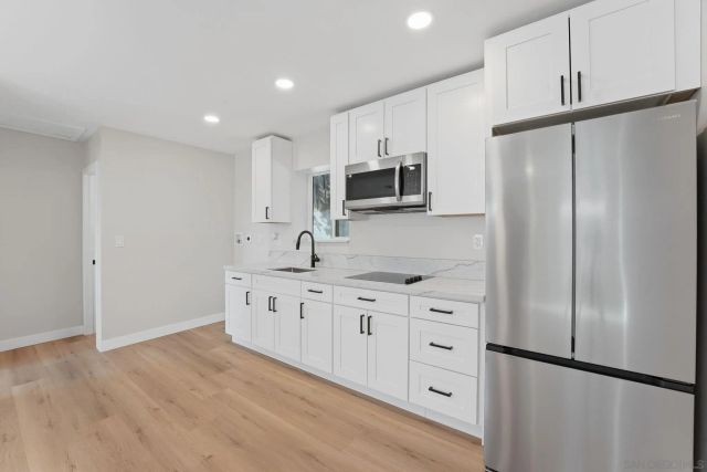 8758 Dallas St, La Mesa, CA 91942