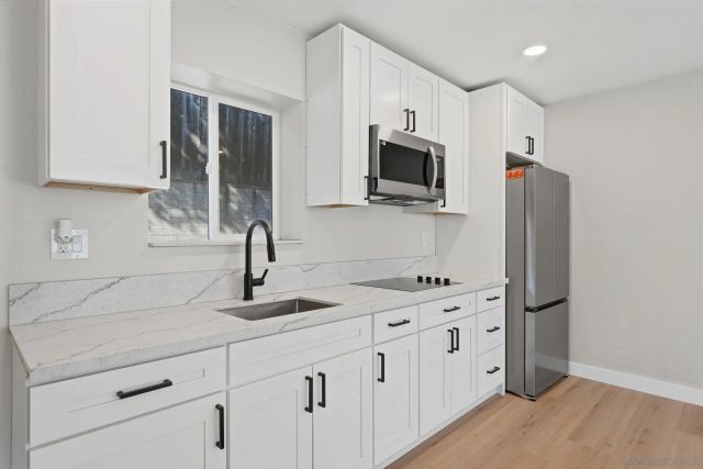 8758 Dallas St, La Mesa, CA 91942