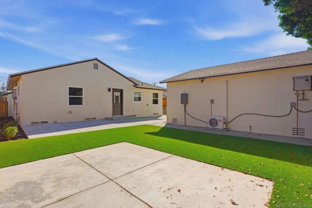 8758 Dallas St, La Mesa, CA 91942