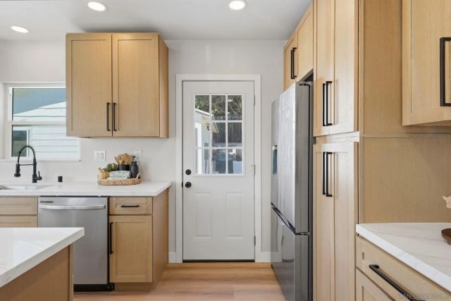 8758 Dallas St, La Mesa, CA 91942