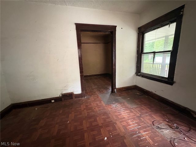 9611 Prince Avenue, Cleveland, OH 44105