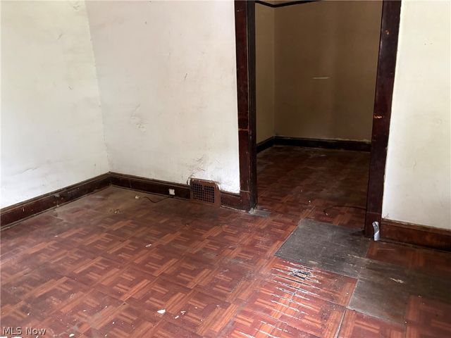 9611 Prince Avenue, Cleveland, OH 44105