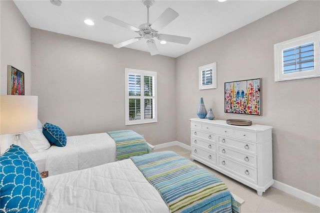 8755 Coastline CT 202, Naples, FL 34120