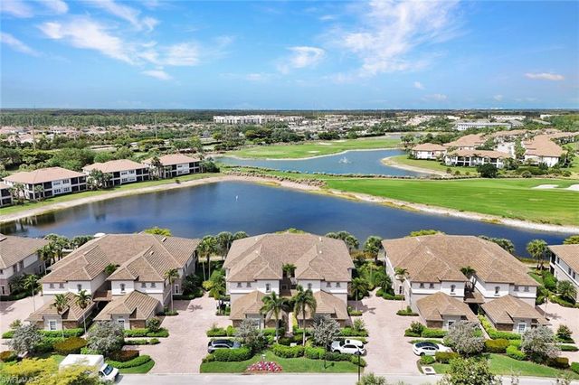 8755 Coastline CT 202, Naples, FL 34120