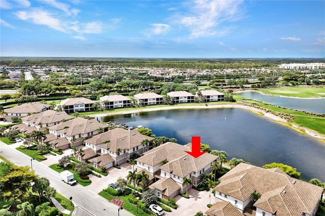 8755 Coastline CT 202, Naples, FL 34120