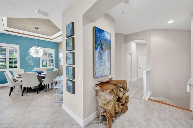 8755 Coastline CT 202, Naples, FL 34120