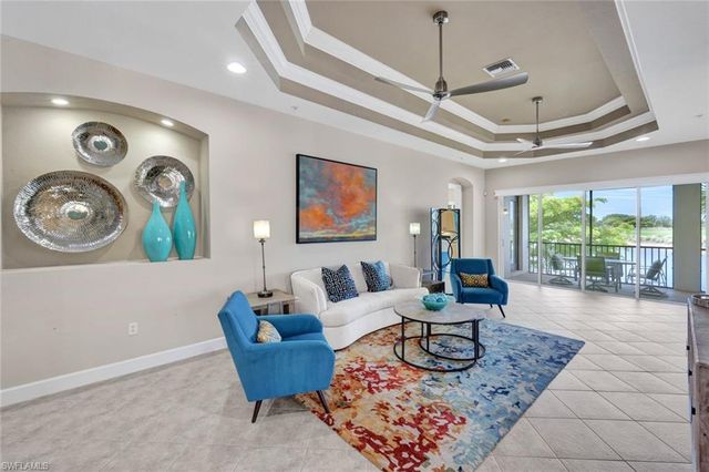 8755 Coastline CT 202, Naples, FL 34120