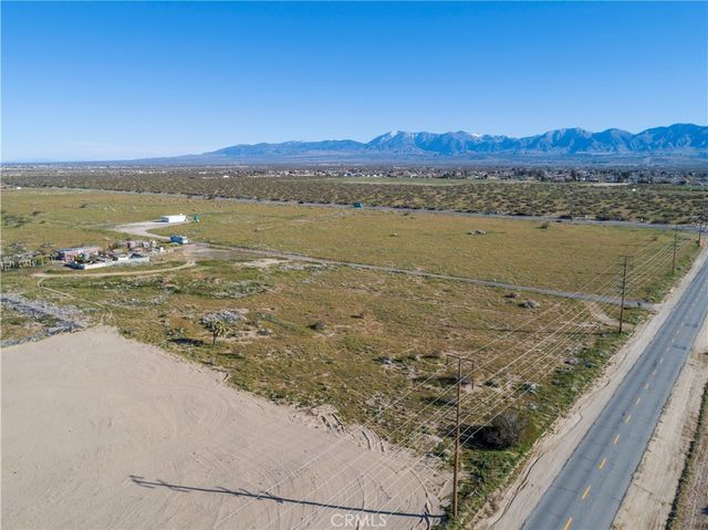 0 6, Sun Village, CA 93543