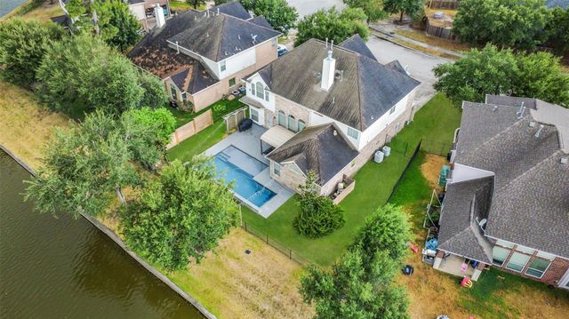 30214 Vinebriar Drive, Spring, TX 77386
