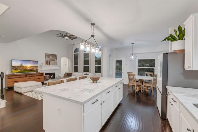 30214 Vinebriar Drive, Spring, TX 77386