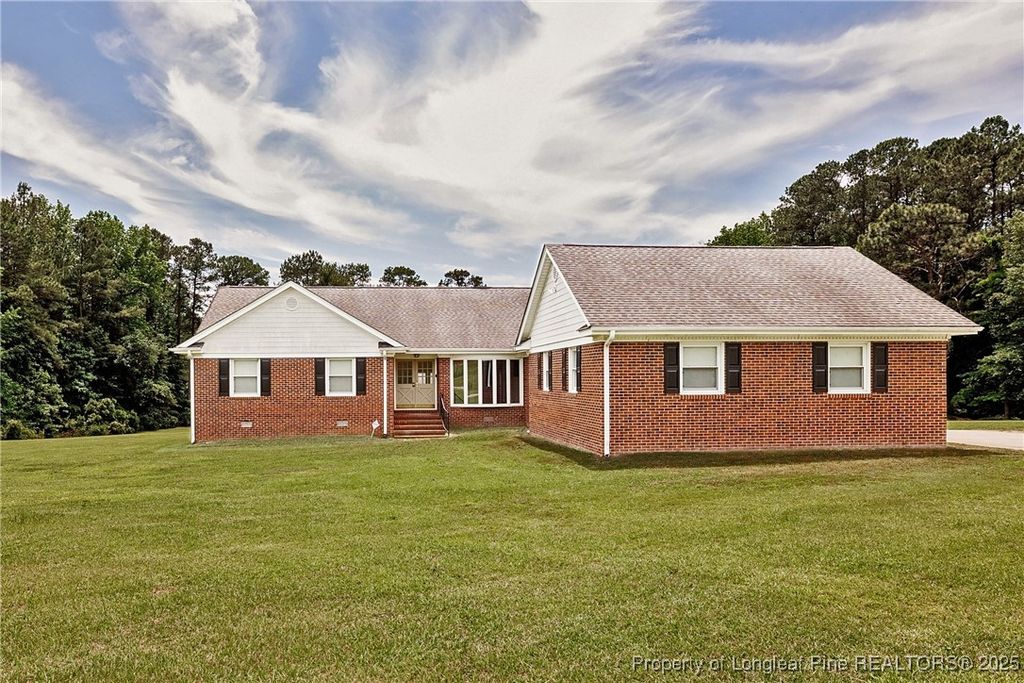 329 Eddies Lane, Fayetteville, NC 28311