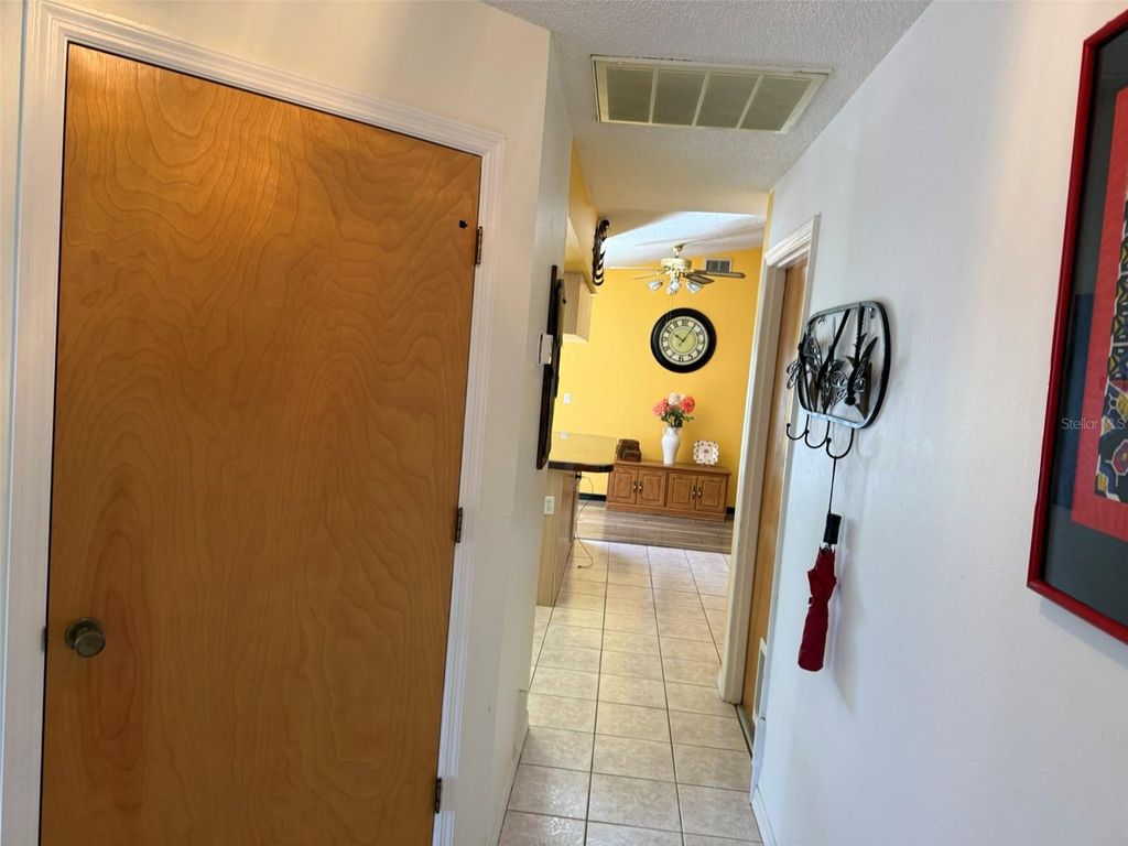 Image 22 of property listing at 11327 STARFLOWER AVENUE, Englewood, FL 34224