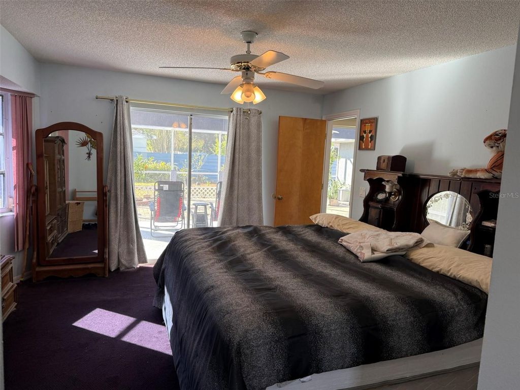 Image 25 of property listing at 11327 STARFLOWER AVENUE, Englewood, FL 34224