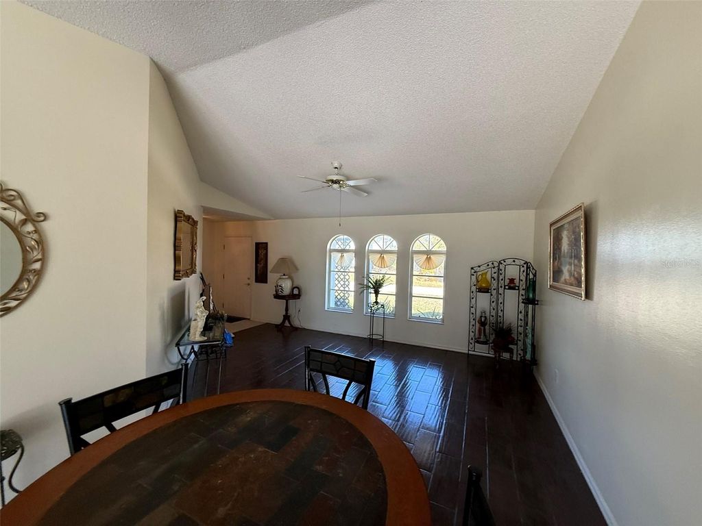 Image 7 of property listing at 11327 STARFLOWER AVENUE, Englewood, FL 34224