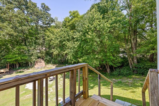 13 Travis Road, Rossville, GA 30741