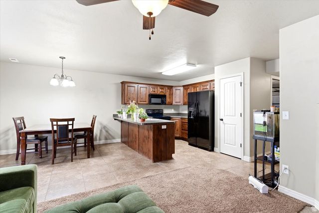 1141 W LANCELOT LN, West Haven, UT 84401