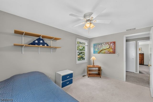 11 Marigold Ln, Franklin Twp., NJ 08873