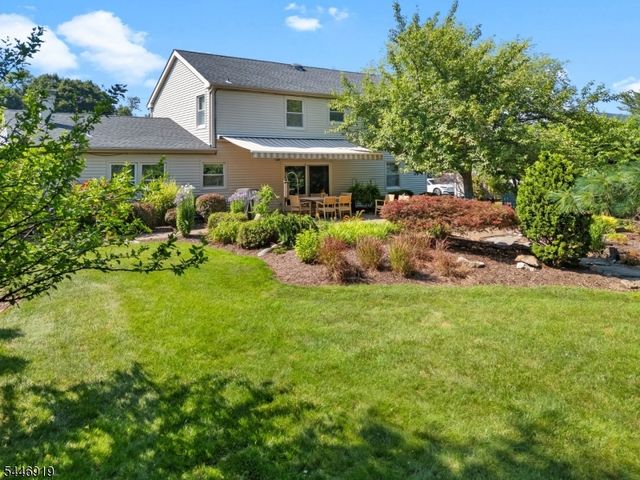 11 Marigold Ln, Franklin Twp., NJ 08873