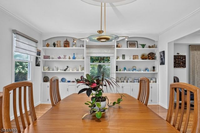11 Marigold Ln, Franklin Twp., NJ 08873