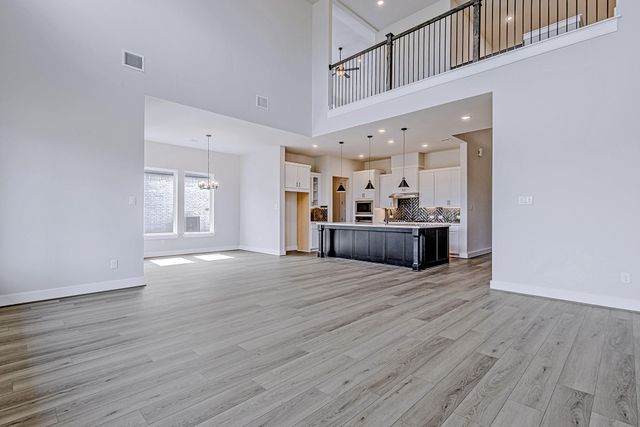 145 Peninsula Point Drive, Montgomery, TX 77356