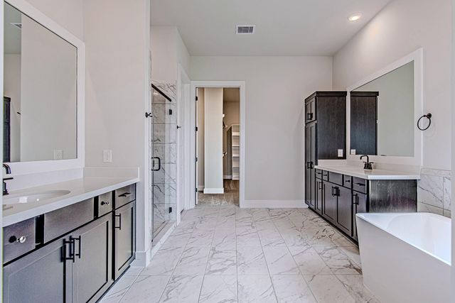 145 Peninsula Point Drive, Montgomery, TX 77356