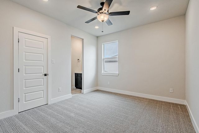 145 Peninsula Point Drive, Montgomery, TX 77356