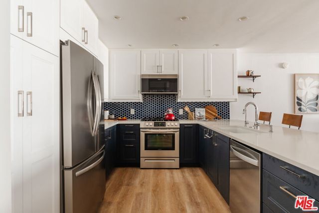 1559 Winona Boulevard F2, Los Angeles, CA 90027
