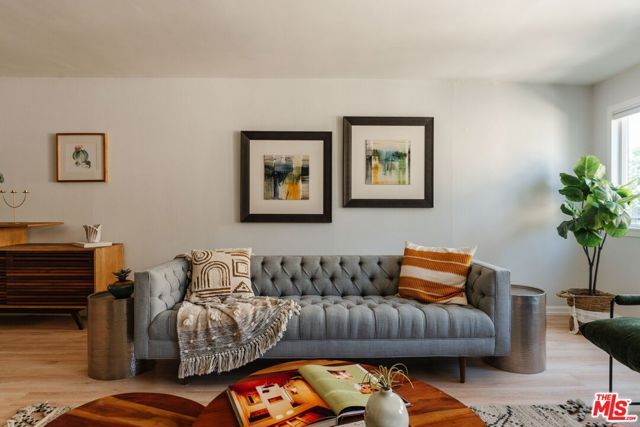 1559 Winona Boulevard F2, Los Angeles, CA 90027