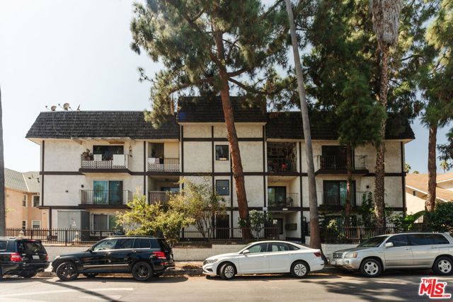 1559 Winona Boulevard F2, Los Angeles, CA 90027