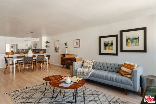 1559 Winona Boulevard F2, Los Angeles, CA 90027