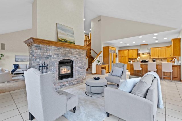 W7828 HILLVIEW ROAD, Hortonville, WI 54944