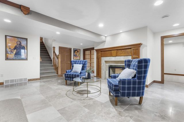 W7828 HILLVIEW ROAD, Hortonville, WI 54944
